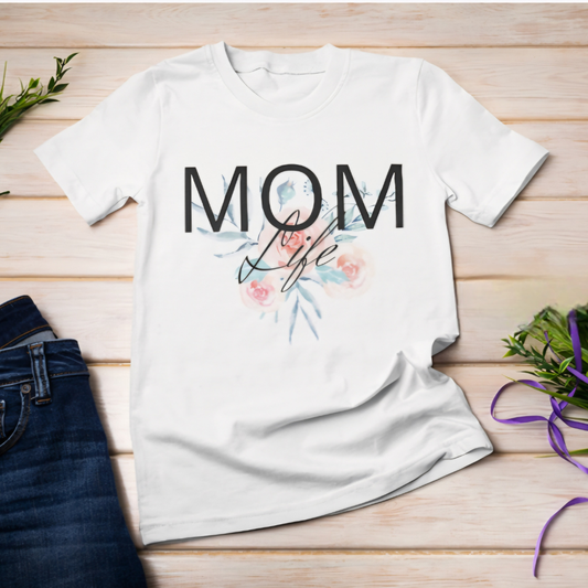 MOM Women's Classic T-Shirt